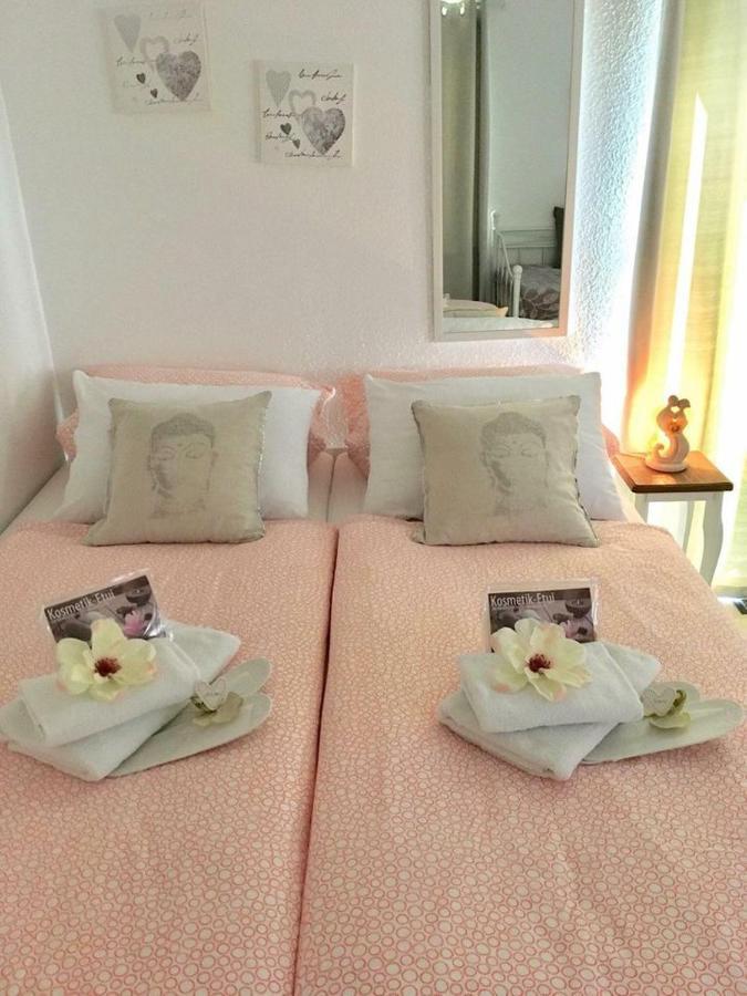 Apartment Glesch แบร์กไฮม์ ภายนอก รูปภาพ